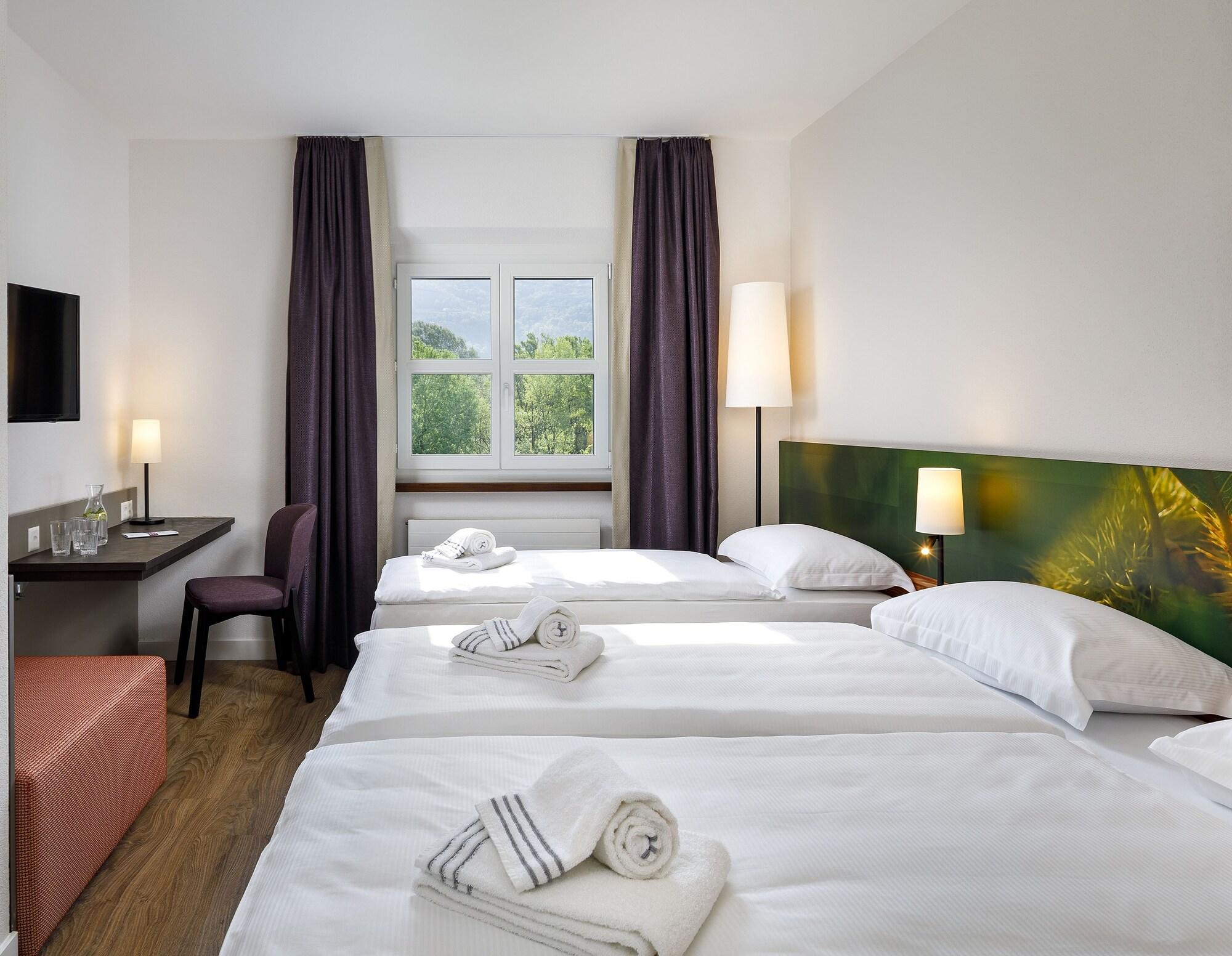 Hotel Bellinzona Sud Swiss Quality Monte Carasso Bagian luar foto