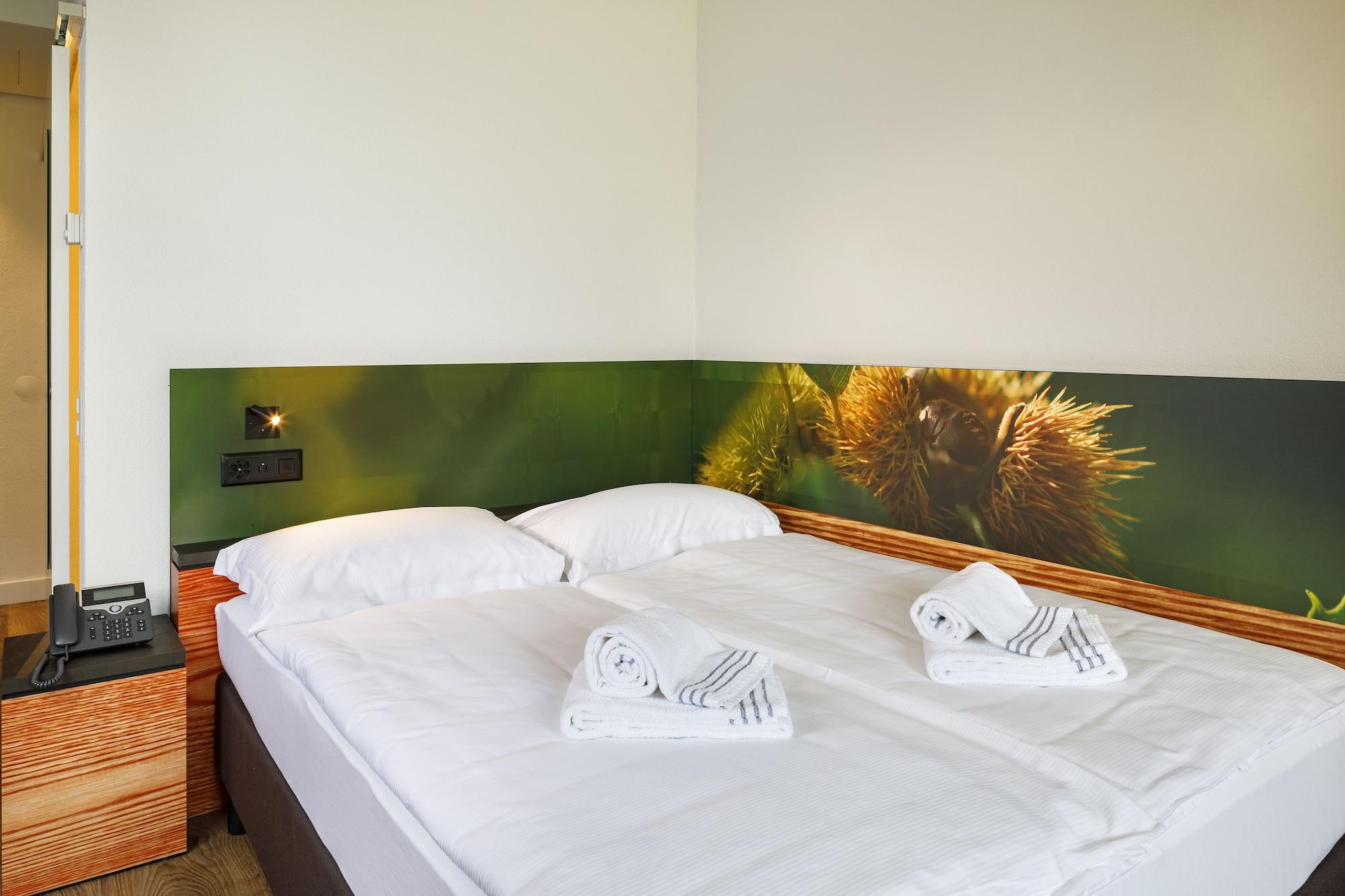 Hotel Bellinzona Sud Swiss Quality Monte Carasso Bagian luar foto