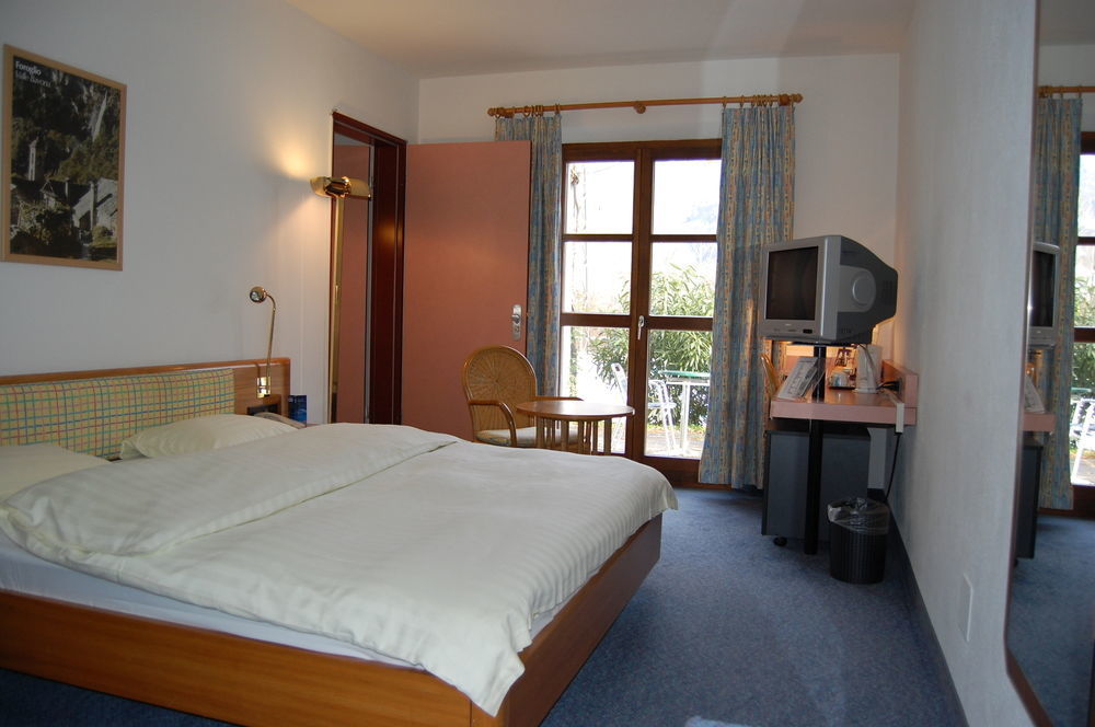 Hotel Bellinzona Sud Swiss Quality Monte Carasso Bagian luar foto